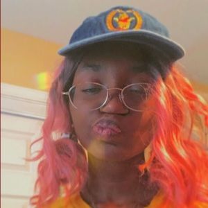 Meet your Posher, Blue